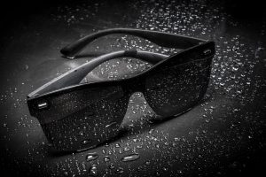 Photo d'une paire de lunettes de soleil